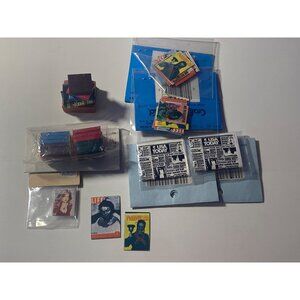 Doll House Miniatures Library reading Book USA Today Comics Magazine VTG